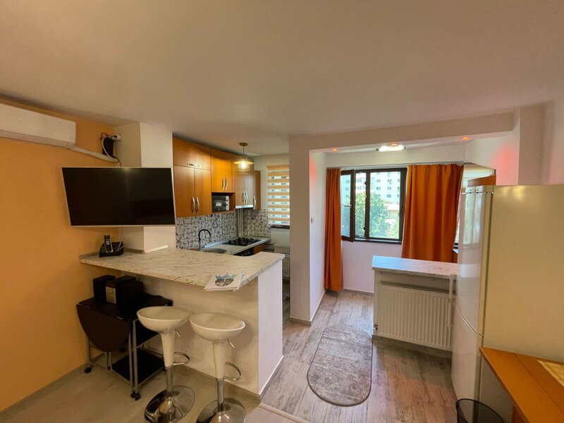 Pantelimon, Mega Mall, Cimitirul Armenesc