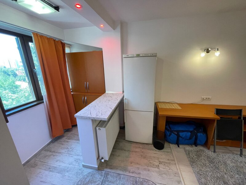 Pantelimon, Mega Mall, Cimitirul Armenesc