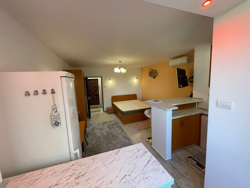 Pantelimon, Mega Mall, Cimitirul Armenesc